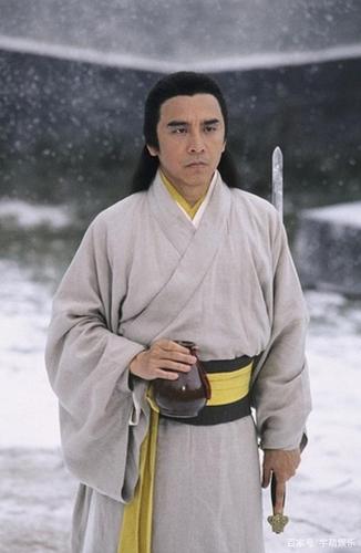 大内群英的姜大卫,还记得吗?武功非凡,铁血杨家将,又一部力作,功夫洒脱,潇洒,不可多得的好剧,你看了吗?