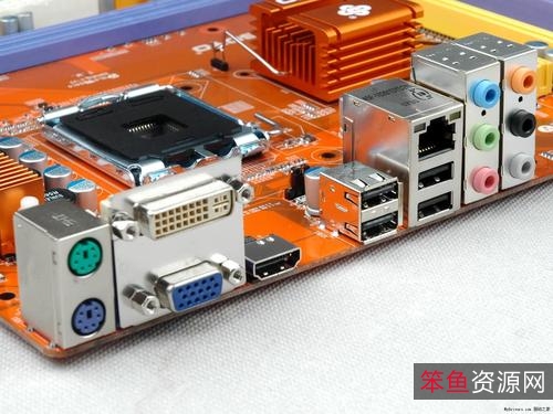 你还再为安装驱动烦心？「IObit+Driver+Booster+PRO」可以轻松升级「电脑声卡+显卡+网卡+主板」等多种驱动，并支持一键更新和备份!