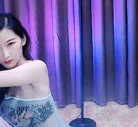 虎牙精彩：小小兔性感颜值爆表，让你欲罢不能！