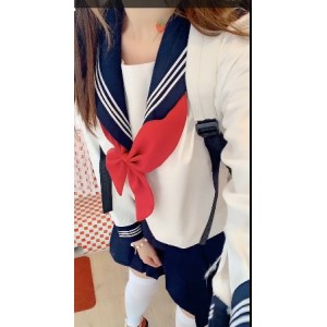 《赛高酱JK水手服作品：网红苗条白嫩，极品撩人温暖而悠扬》