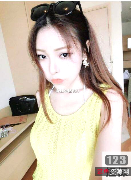 谭晓彤经典全集:颜值美腿迷人,火辣身材精彩才艺,17+28集解压补更,网红明星粉丝众多,让你看了心情都变好!