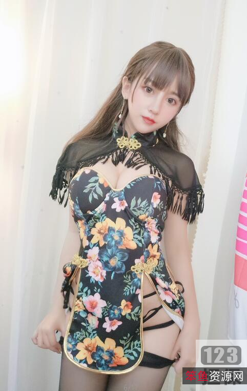 《斗鱼网红{{网红名字}}:探索“{{关键词20}}”的视角》