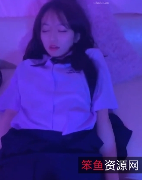 《不见星空:美女御姐{{杜撰姓名}}的美丽与优雅》