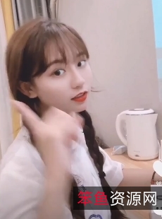 不见星空经典版：珍惜当下，把握未来一部以网红{{关键词20}}和{{网红名字}}为主演的精彩视频，收录了许多令人难忘的精彩镜头，让你深刻地体会到“珍惜当下，把握未来”的精髓。