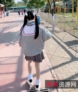 抖音网红妹子江可爱：火热知名作品合集，一起来见证她的精彩