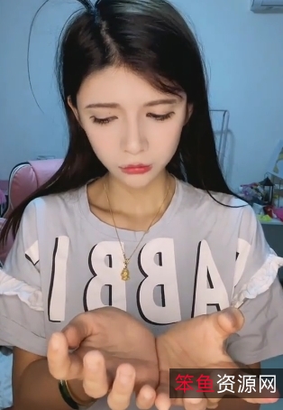 斗鱼网红美女主播最全精选性感女神精选狗头妹子（Lola）绝版完整合集：吃瓜事件、浮力姬、私拍珍藏视频