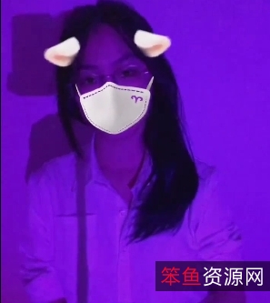 百合女大学生日常+互动,苏婉带着假jb,惊艳舌吻、宿舍床板运动,勇敢自信的性感表现