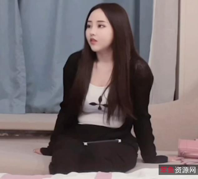 小飞探秘精选妹子7部露脸小合集