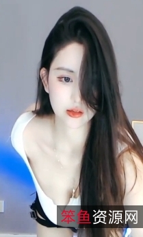 斗鱼虎牙人气女神(苏樱)直播间浮力视频