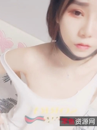 可儿女主播：清纯靓丽，细腻肌肤，颜值不凡，直播作品视频49个，2.62G