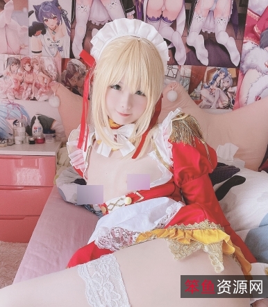 罗莉最新精选有尺度作品合集：性感短裙、活泼小短裤、可爱洋装、淑女晚礼服，COS古代女神魅力！