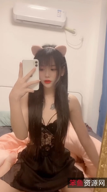 《欣赏绝美主播子璐，一起欣赏这位“小家碧玉”的美丽容颜》