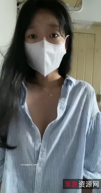 大一新生沈娇娇的勤工俭学之旅：以拍摄作品赚钱，绽放青春的最美花朵。