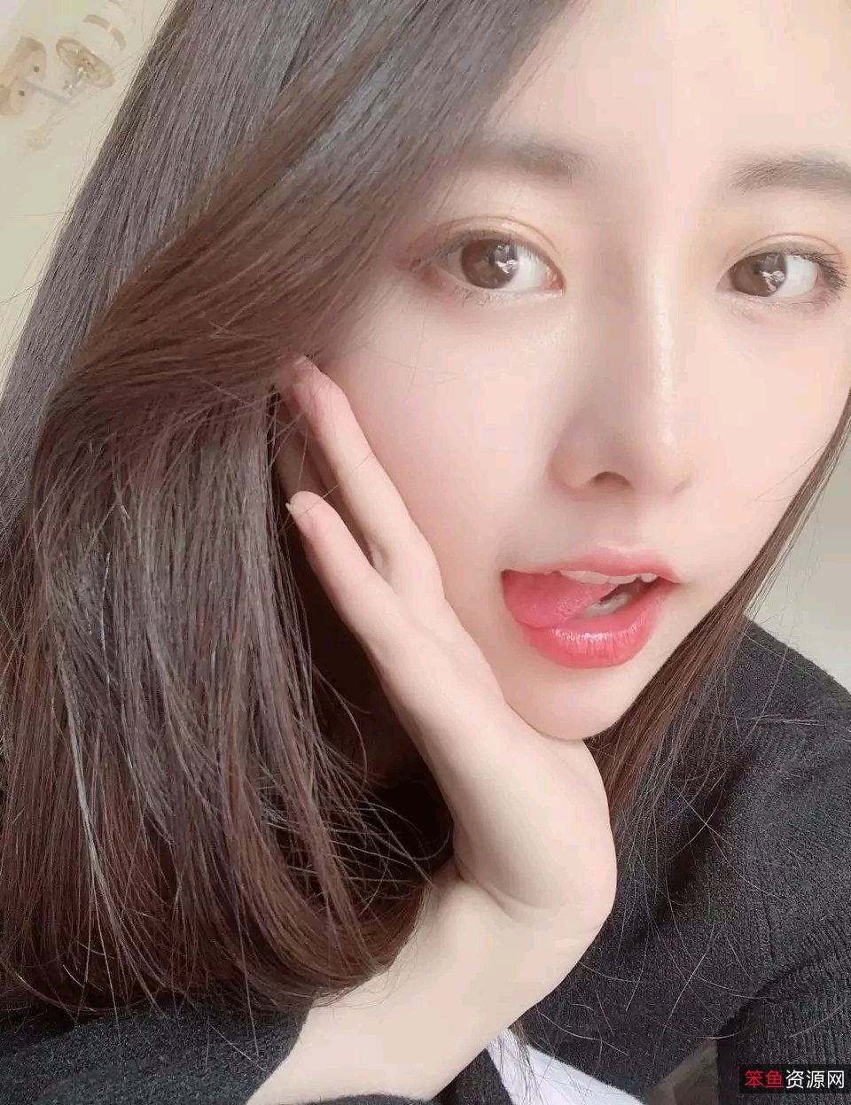 Kanami美少女20万80套Cos动漫蕾丝女仆装失眠写真梦