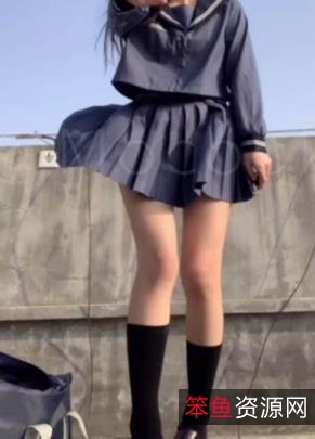 小贝贝的日常解压：上海00后女学生的生活方式