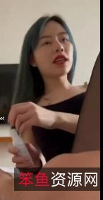 推特脚艺人小七爱庄周视频合集,25个视频总计677MB,脚法大长腿颜值吸睛,足系列党必备!