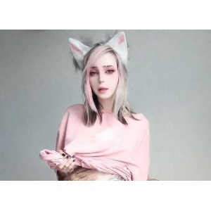 P站超美洋娃娃pinkloving：娇小身材唯美剧情，超神秘处鲍神秘处用嘴