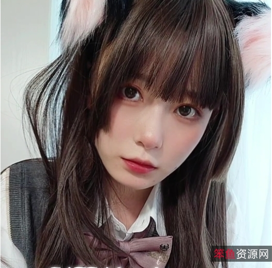 萌妹合集：白桃、布丁、发条少女，共5套视频