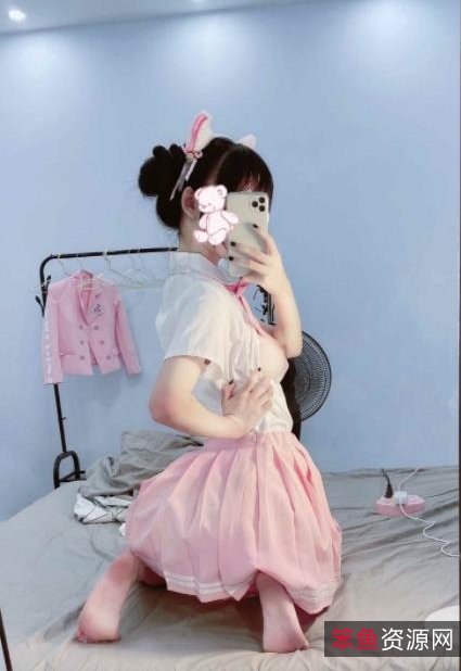 超粉嫩女神优质白粉嫩罗莉视频合集[4V-308MB]