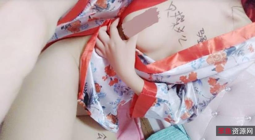 超人气罗莉雪糕酱:14.2G资源揭秘