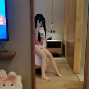 超人气可爱幼齿粉嫩妹子罗莉妹胖次猫