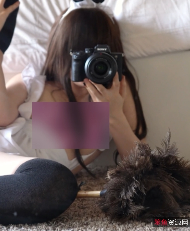 姬子猫放飞自我合集26G，身材比例前凸后翘，尺度巨大，黑丝诱惑等多种服装