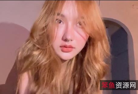 优质女神-完美身材男友C的神魂颠倒2V1.4G