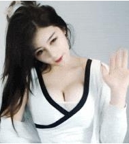 电竞女神小小奶琦首次下水直播，颜值惊艳引热议