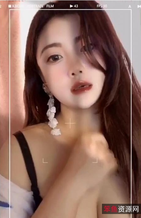 虎牙人气王浮力姬最新散播完整合集11P_21V_1.98G