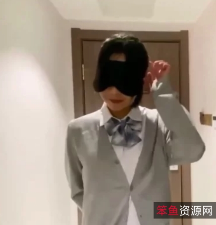 粉嫩至极！开放小可爱05年学妹JK肉丝堆堆袜，擦得下面变水缸，学妹M属性，碰见乖乖女就得暴力！[288M无圣光]