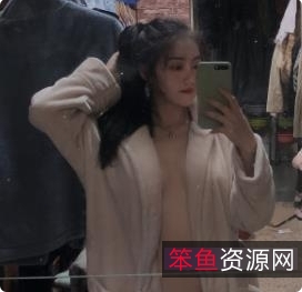 高颜值大二私圈-吴x晶合集:16个视频总计3.1G,清纯骚感并存