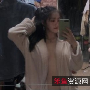 高颜值大二私圈-吴x晶合集:16个视频总计3.1G,清纯骚感并存