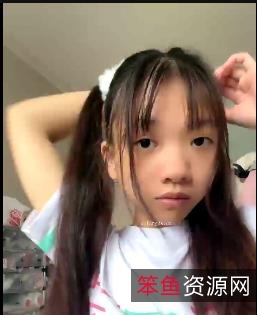 勇敢小姑凉:素颜自拍5小时视频总时长,包包战绩惊人