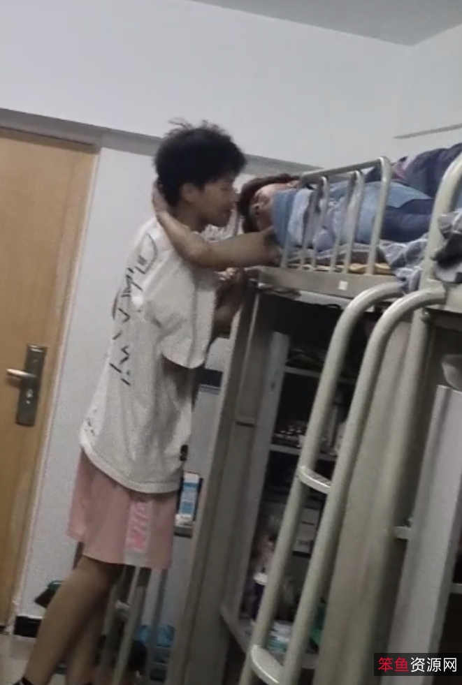 Lisa疯马秀视频合集，最近吃瓜话题，8个视频，40.1m，百度盘下载