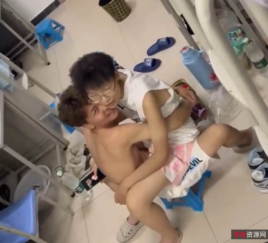 Lisa疯马秀视频合集，最近吃瓜话题，8个视频，40.1m，百度盘下载