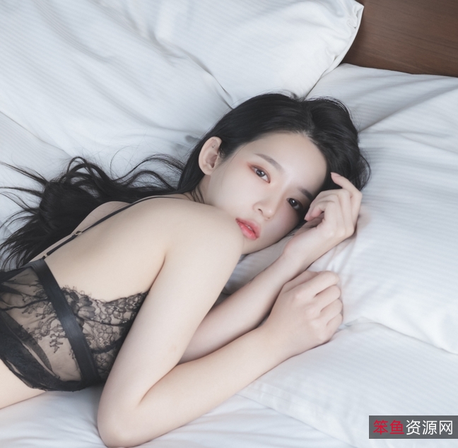 网络热议PureMedia韩国优质模特yeha8套合集855P/5.1GB百度云永久有效