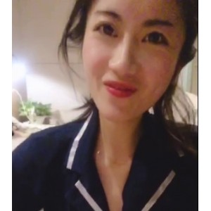 21V优质美女李雪梨视频NP2.1G打包百度云