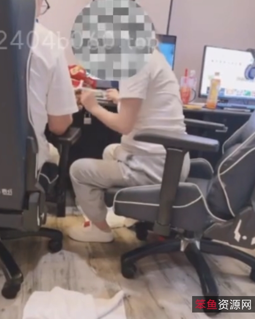 海角惊现妹妹第一次视频,妹夫房间玩弄怀孕大肚子博主