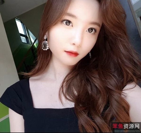 韩国白领李始宇SiwooLee曝光!192P照片30V视频600M流量惊人