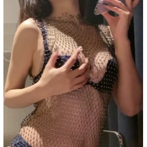 周慕汐：2V人气主播，394M粉丝追随