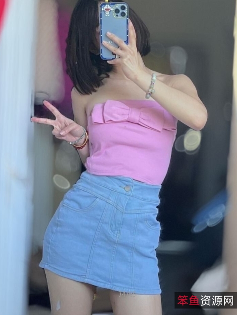 绮珂珂宿舍挑战8.03G合集,多V多人游精彩内容一网打尽