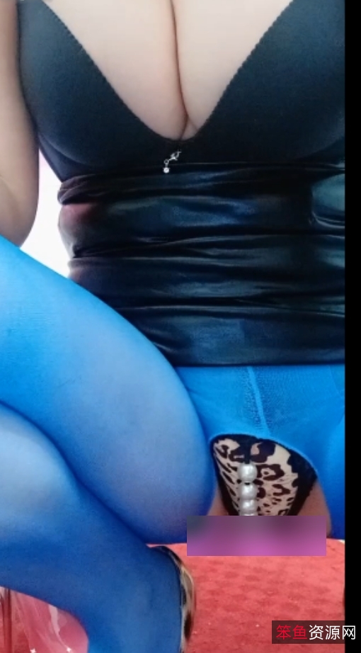 露骨热舞，王一丹B毛扒拉神秘处，8V高清189MB，百度盘下载