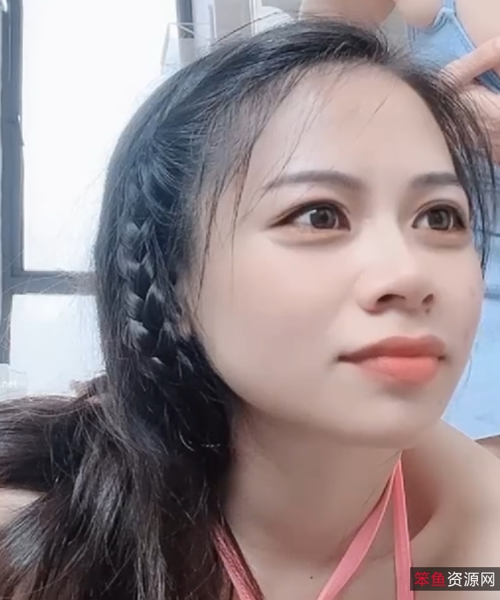 办公室新女神：wenwen1688双女互动互摸，5视频总时长4.9小时，附件下载