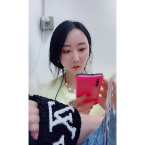 视频合集是一个收藏价值极高的资源，不仅包含了大量丝足视频，而且还有其他精彩内容。想要一睹主播娜美的魅力，不妨来百度搜索下这个合集，去重复，享受其中的精彩吧！