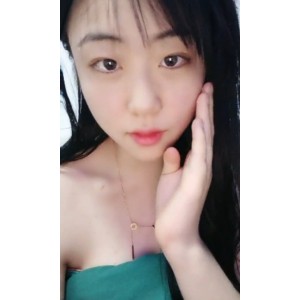 紫惜姐姐主演00后超级球《童颜大罩杯》55v35g，百度下载，ED2K获取，收藏量飙升至350！