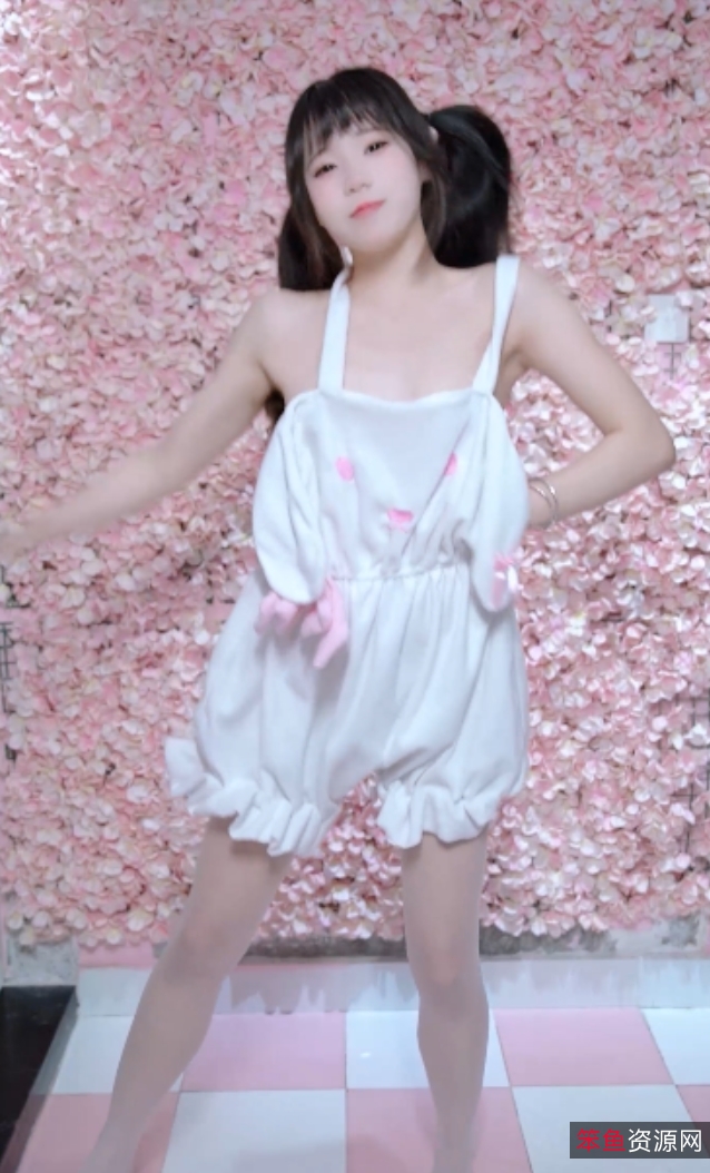 根据您提供的内容，为该商品取一个```plaintext[转载搬运]团子兔合集No.001036[136集+11.9G][百度盘]```这个标题包含了关键信息，润色后更具吸引力，希望您喜欢这个取名！