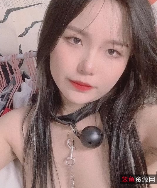 周周乖崽:2.27g定制私拍视频,收藏珍藏