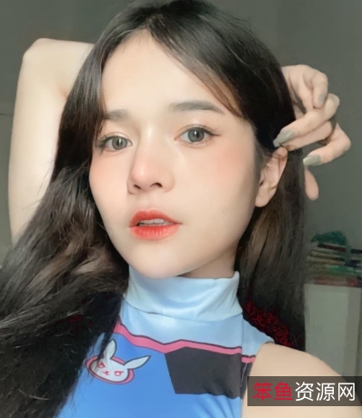 又传递了一种宁静和美好的氛围。如果你也想感受这份独特的魅力，不妨来欣赏pimnalin的日常视图合集吧！