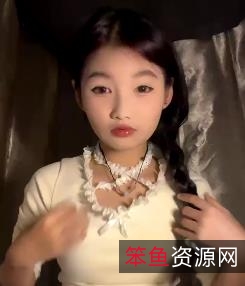 正宗大学生宿舍秀困困兔瑶瑶最新合集5V2G,直播道具秀