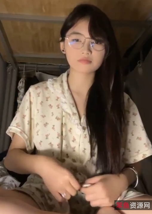 自行打包百度云直播合集小狗大学生困困兔最新49V37G，精彩瞬间尽在其中